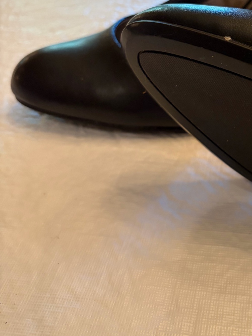 Liz Claiborne Black Leather Pointed Pumps with Stiletto Heel Never Worn! - Picture 2 of 5